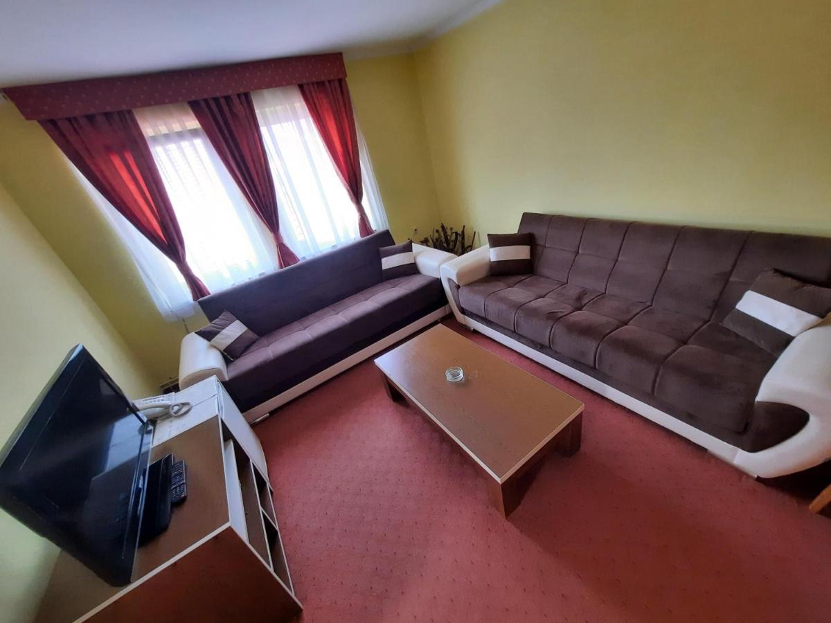 Motel Tiron Kakanj Exterior foto
